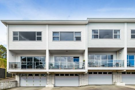 Photo of property in The Strand, 7/16 Ronald Street, Strandon, New Plymouth, 4312