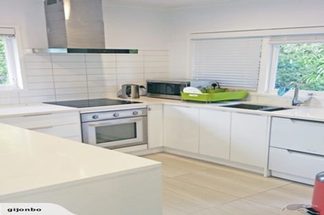 Photo of property in 1/28b Sunnynook Road, Sunnynook, Auckland, 0620