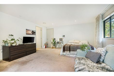 Photo of property in 23c West Lynn Road, Titirangi, Auckland, 0604