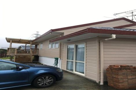 Photo of property in 2/9 Midvale Place, Burswood, Auckland, 2013