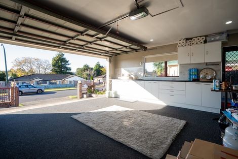 Photo of property in 63 Castlefinn Drive, Weymouth, Auckland, 2103