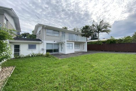 Photo of property in 1/36 Sandiacre Way, Browns Bay, Auckland, 0630