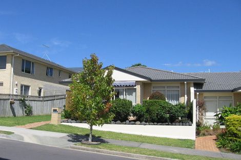 Photo of property in 6/1-5 Gleanor Avenue, Oteha, Auckland, 0632