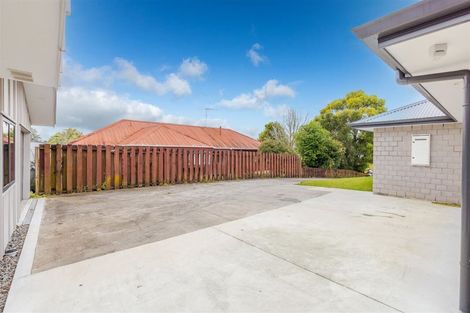 Photo of property in 2 Moreland Avenue, Pukete, Hamilton, 3200