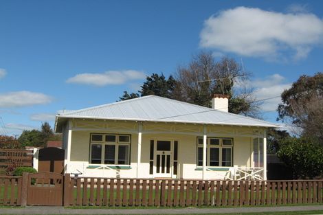 Photo of property in 15 Cuba Street, Marton, 4710