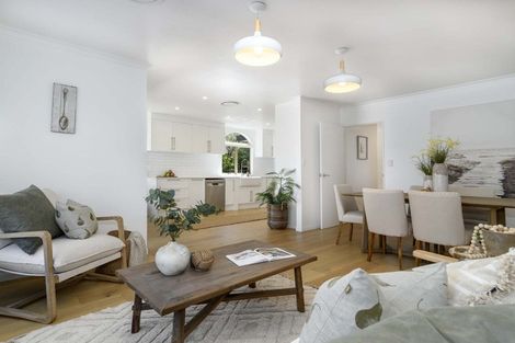 Photo of property in 1 Guildford Place, Bethlehem, Tauranga, 3110