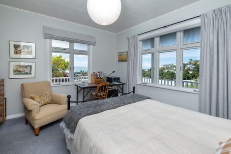 Photo of property in 8 Goldsmith Terrace, Hospital Hill, Napier, 4110