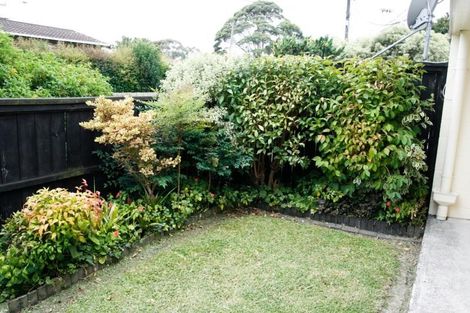 Photo of property in 1/272a Birkdale Road, Birkdale, Auckland, 0626
