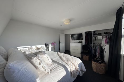 Photo of property in 71 Hedges Street, Sanson, 4817