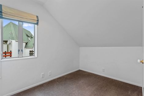 Photo of property in 124 Springfield Road, St Albans, Christchurch, 8014