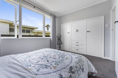 Photo of property in 3 Aberdeen Avenue, Takaro, Palmerston North, 4412