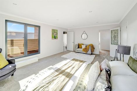 Photo of property in 41 Aberdeen Road, Castor Bay, Auckland, 0620