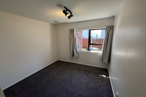 Photo of property in 10 Orinda Close, Botany Downs, Auckland, 2010