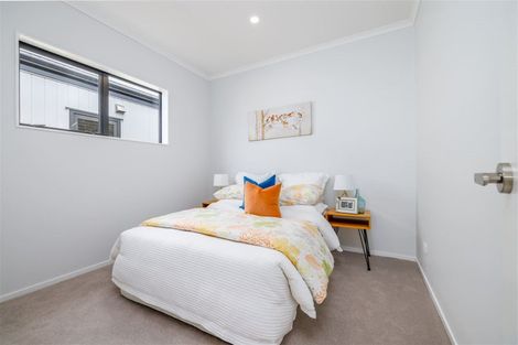 Photo of property in 32a Biokovo Street, Massey, Auckland, 0614