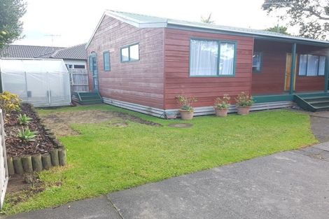 Photo of property in 23a Pine Road, Orewa, 0931