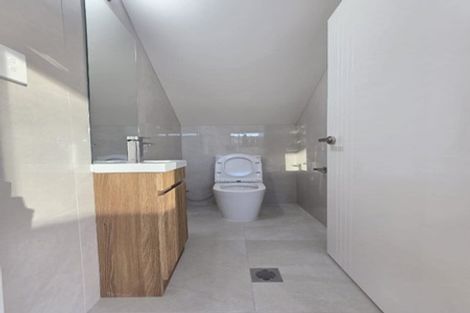Photo of property in 408 Roscommon Road, Clendon Park, Auckland, 2103