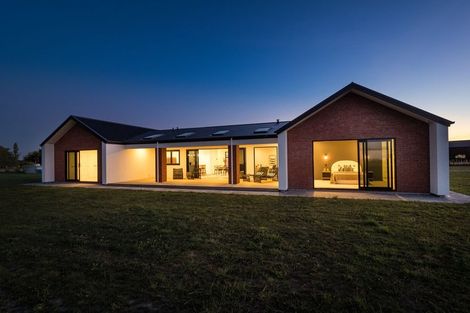 Photo of property in 11 Te Kahu Lane, Halcombe, Feilding, 4779