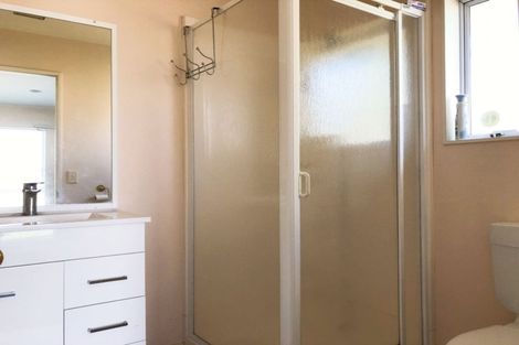 Photo of property in 20 Harvest Drive, Henderson, Auckland, 0612