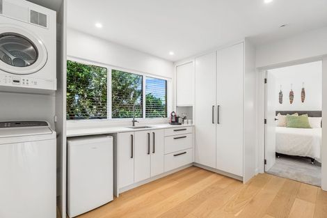 Photo of property in 163 Ocean Beach Road, Tairua, 3508