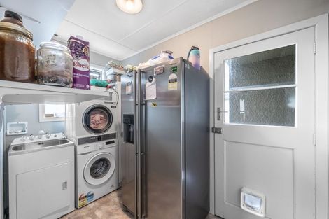 Photo of property in 8 Mackenzie Street, Winton, 9720