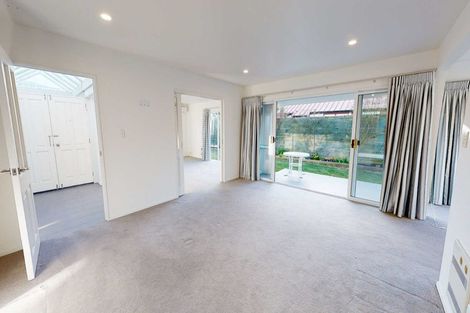 Photo of property in 1/212 Springfield Road, St Albans, Christchurch, 8014