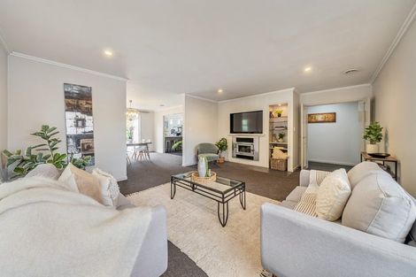 Photo of property in 65 Plateau Road, Te Marua, Upper Hutt, 5018