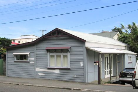 Photo of property in 150 Russell Terrace, Berhampore, Wellington, 6023