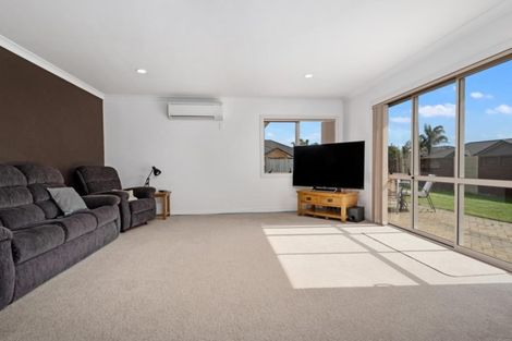 Photo of property in 12 Palomino Place, Papamoa Beach, Papamoa, 3118