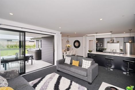 Photo of property in 5 Lemonwood Drive, Rolleston, 7615