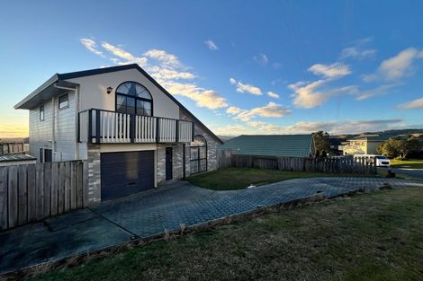 Photo of property in 1 Northwood Close, Woodridge, Wellington, 6037