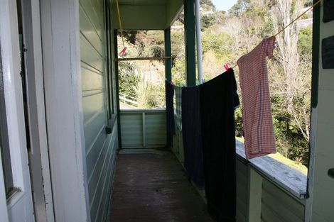 Photo of property in 143 Wadestown Road, Wadestown, Wellington, 6012