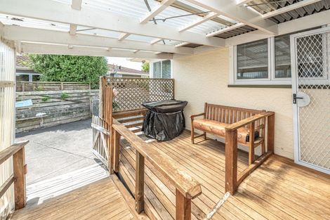 Photo of property in 40 Selwyn Crescent, College Estate, Whanganui, 4500