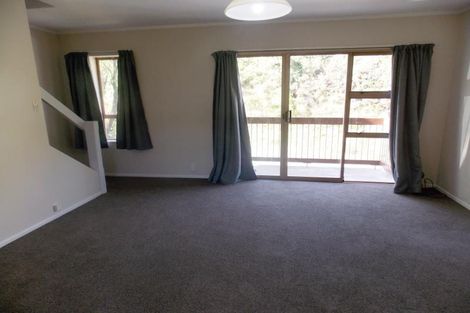 Photo of property in 1 Southern Cross Crescent, Island Bay, Wellington, 6023