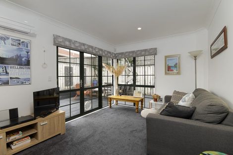 Photo of property in 80 Abilene Crescent, Churton Park, Wellington, 6037