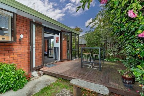 Photo of property in 2 Manuka Street, Mairehau, Christchurch, 8013
