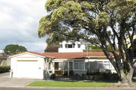 Photo of property in 34a Mclean Street, Strandon, New Plymouth, 4312