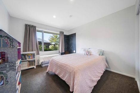 Photo of property in 4 Sutherland Drive, Kaiapoi, 7630