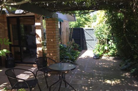 Photo of property in 4 Parkstone Avenue, Ilam, Christchurch, 8041