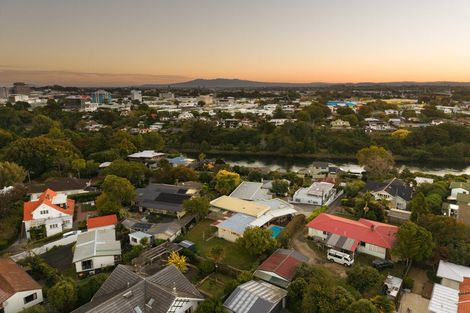 Photo of property in 362 River Road, Claudelands, Hamilton, 3214