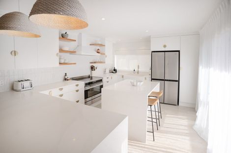 Photo of property in 4 Brandon Road, Manly, Whangaparaoa, 0930