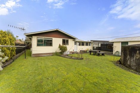 Photo of property in 55 Phillips Street, Sanson, 4817
