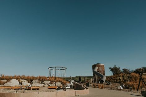 Photo of property in 9 Plough Street, Jacks Point, 9371