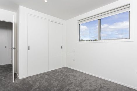Photo of property in 6/22 Denver Avenue, Sunnyvale, Auckland, 0612
