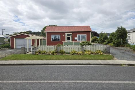 Photo of property in 96 Eddystone Street, Kaitangata, 9210