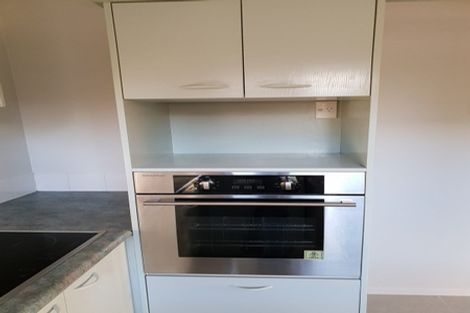 Photo of property in 32 Berkshire Drive, Avonhead, Christchurch, 8042