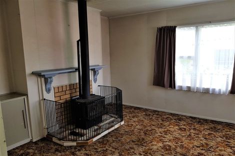 Photo of property in 54 Derby Street, Westport, 7825