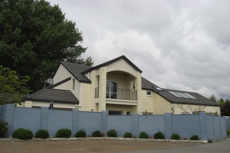 Photo of property in 30 Chateau Drive, Burnside, Christchurch, 8053