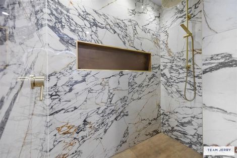 Photo of property in 21 Te Ara Aukati Terrace, Pokeno, 2471