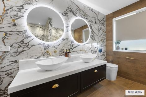 Photo of property in 21 Te Ara Aukati Terrace, Pokeno, 2471