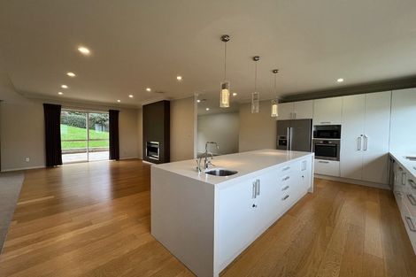 Photo of property in 6 Albertine Place, Greenhithe, Auckland, 0632